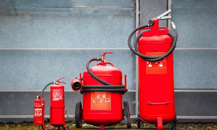 How Many Pounds Does a Fire Extinguisher Used on Construction Sites Typically Weigh?